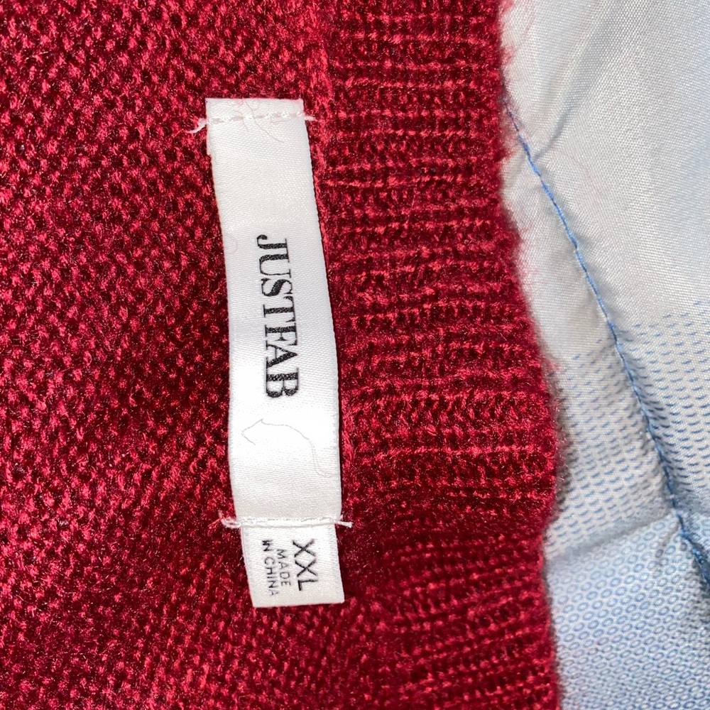 Red knitted sweater - Picture 2 of 4